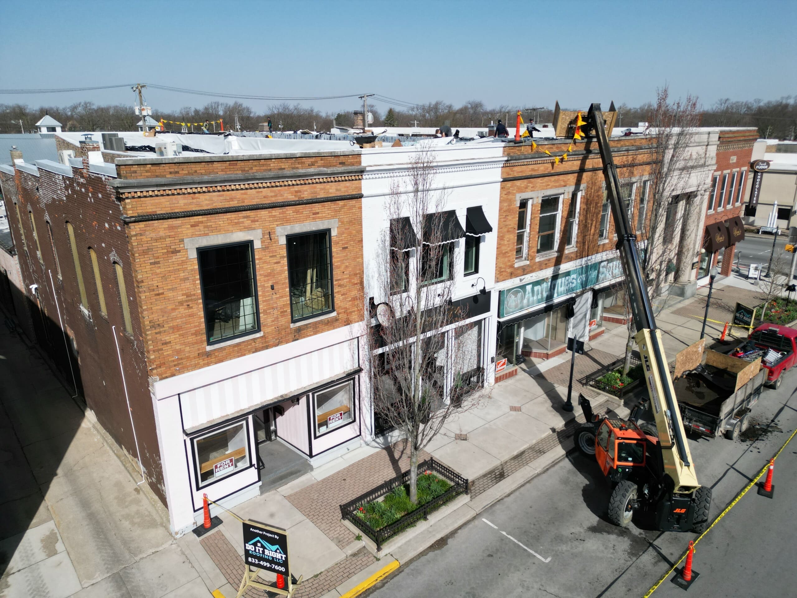 Commercial flat roof install